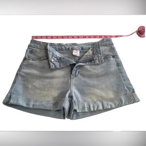 No Boundaries Light Wash Denim Shorts - Size 11